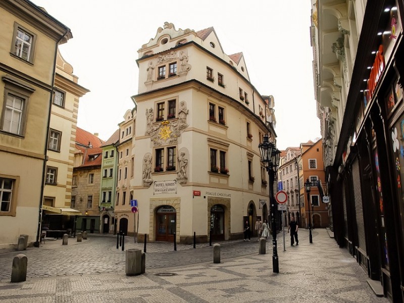 The Old Town - Quest tours of Prague