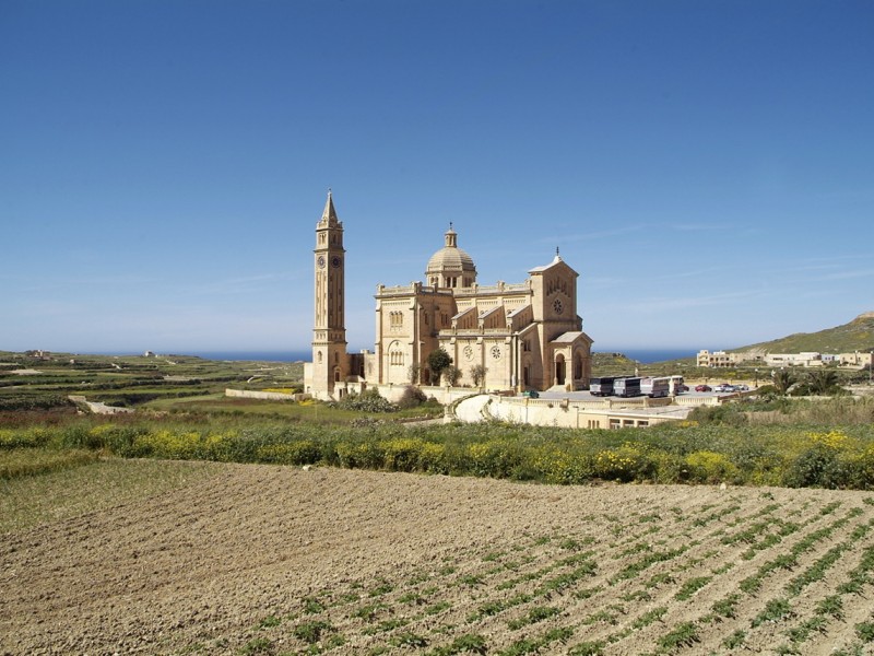 Malta Sightseeing & Culture Tour of GOZO