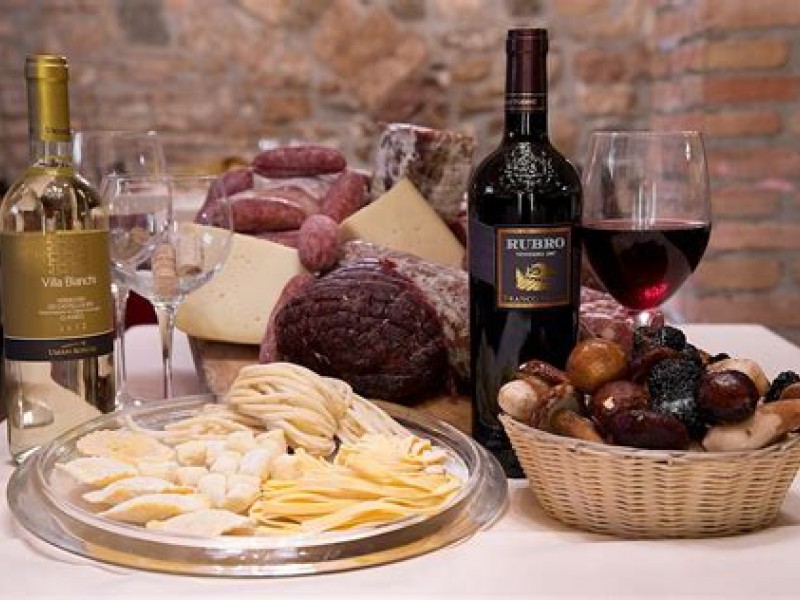 Food and wine walking tour in Verona