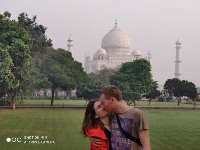 Amazing Taj Mahal sunrise tour