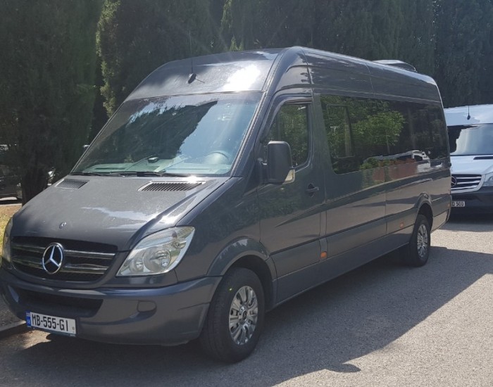 Mercedes Sprinter 14+1