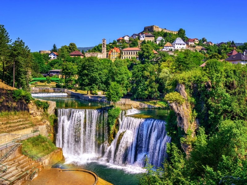 All seasons 11 days Bosnia discovery non-touristy tour from Sarajevo. Monterrasol Travel private tour by car. Off the beaten path travel to Medieval land of Bosnia.