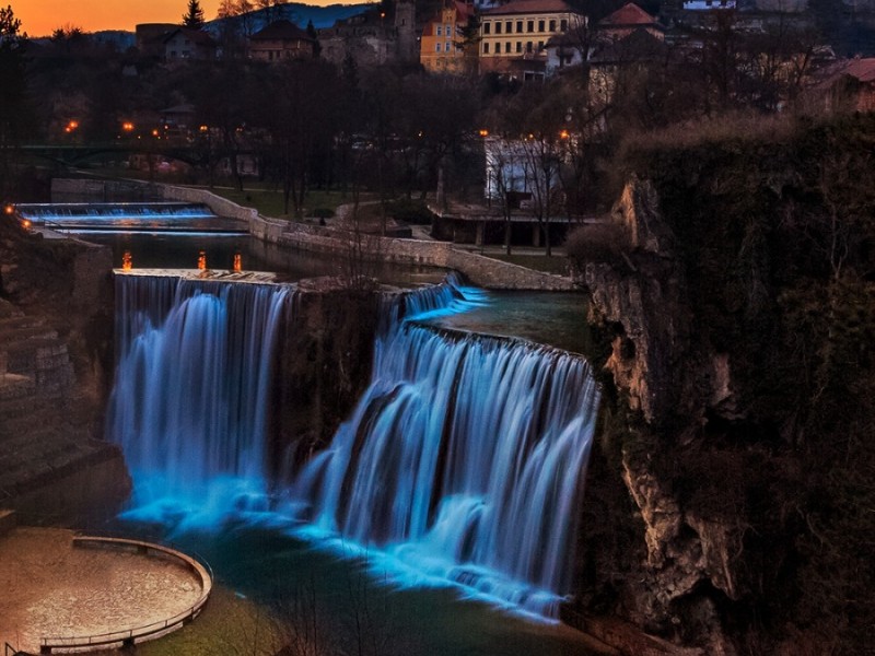 All seasons 9 days Bosnia discovery non-touristy places tour from Tuzla. Private tour with minivan by Monterrasol Travel. Explore Medieval land of Bosnia by off the beaten path travel.