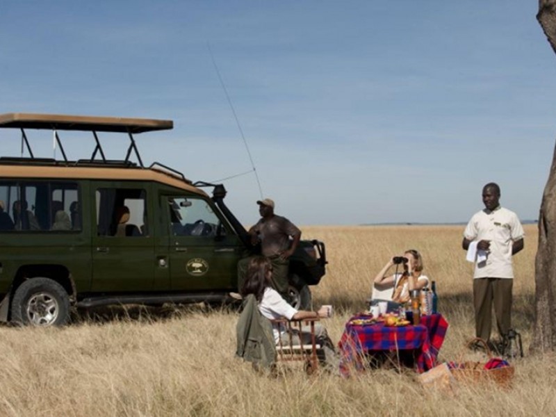 "Wild Essence: A 5-Day Maasai Mara, Lake Nakuru & Naivasha Safari Adventure"