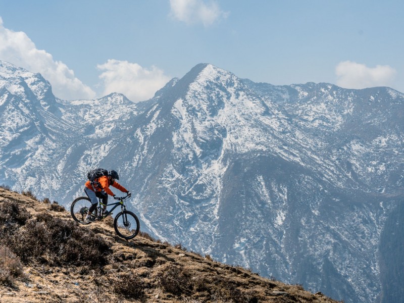 6 Days Langtang Heli Enduro Mountain Biking Tour