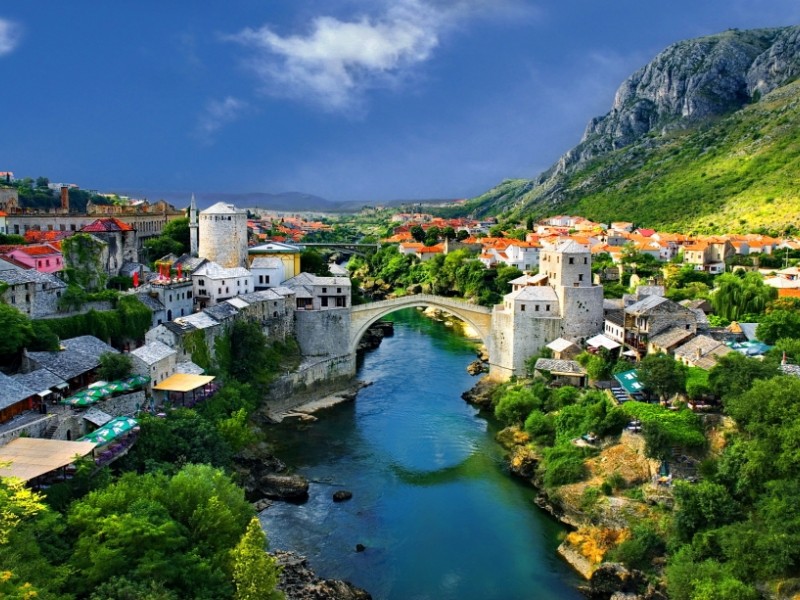 All seasons Bosnia discovery 6 days tour from Sarajevo. Monterrasol Travel private tour by minivan. Bosnia as example of off the beaten path travel.