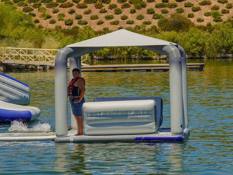 Inflatable raft