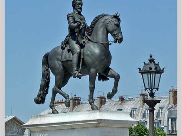 Tour of the historic center of Paris with a tasting / Экскурсия по историческому центру Парижа с дегустацией