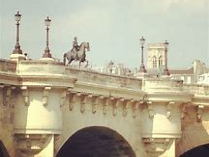 Tour of the historic center of Paris with a tasting / Экскурсия по историческому центру Парижа с дегустацией